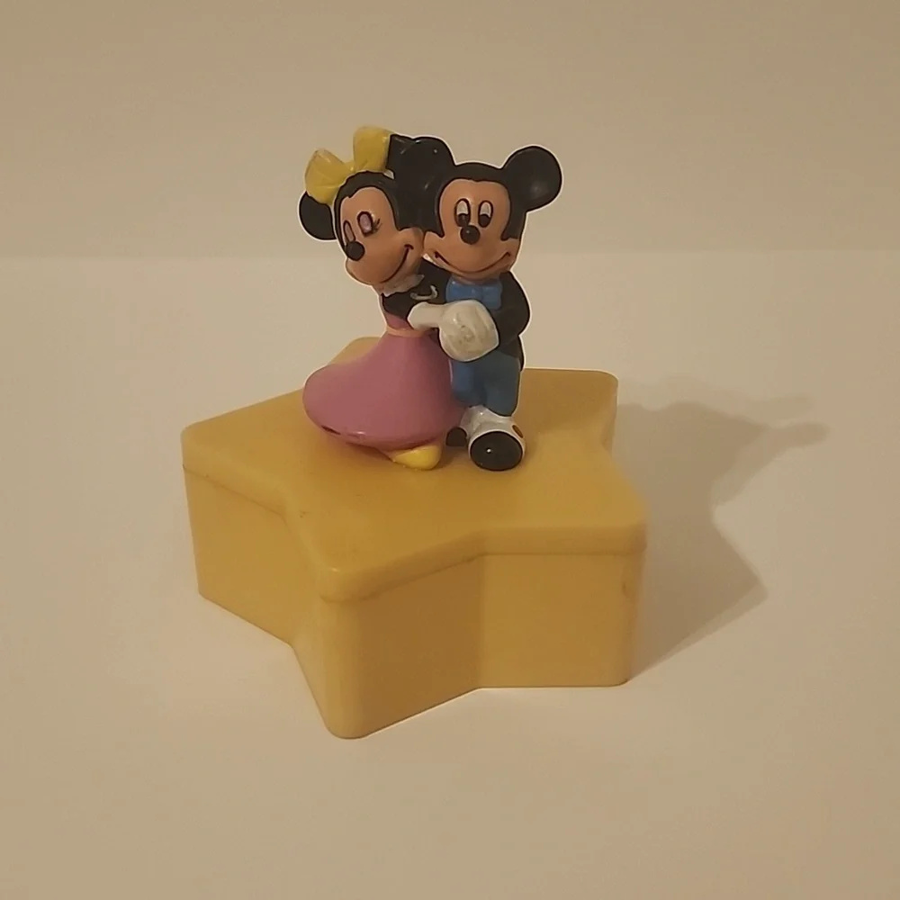 Star box - Picture 1 of 1